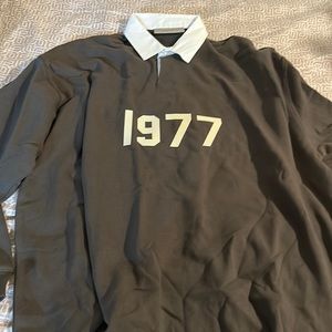 Essentials fear of god Henley